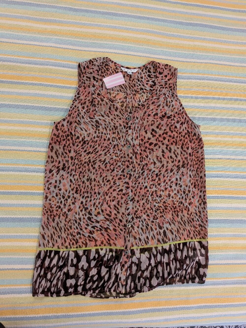 NWT CAbi Beguile Button Up Tunic Style 108 Pink Leopard Animal Print Size Small